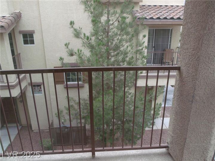 Property Photo: 5960 Palmilla Street 11 NV 89031
