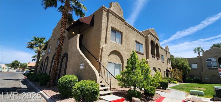 5181 Pioneer Avenue 203  Las Vegas NV 89146 photo
