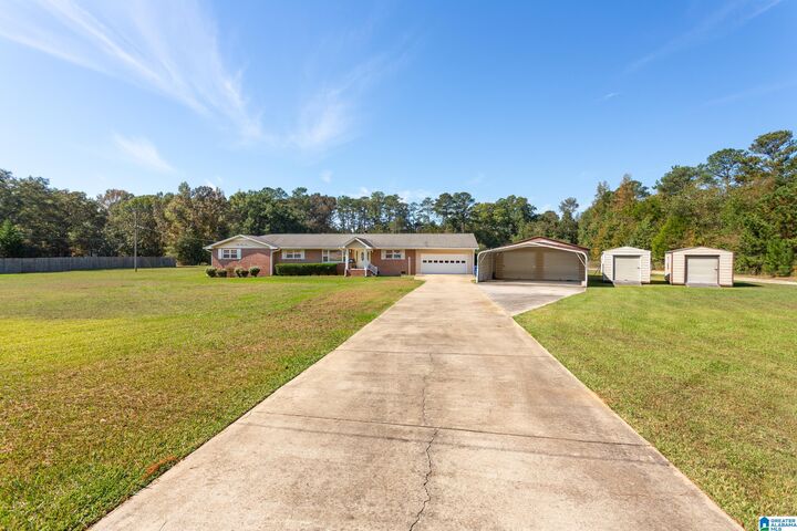 Property Photo:  890 Kelly Lynn Drive  AL 36207 