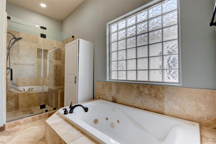 Property Photo: 1426 W 21st Street A TX 77008