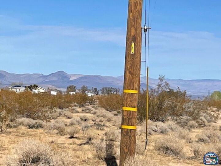 Property Photo: 1 Na CA 93527