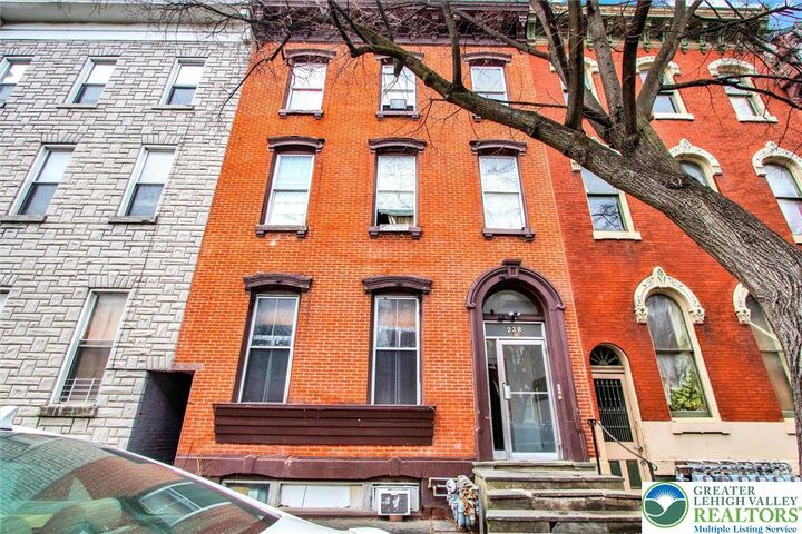 238 S 5th Street  Reading City PA 19602 photo