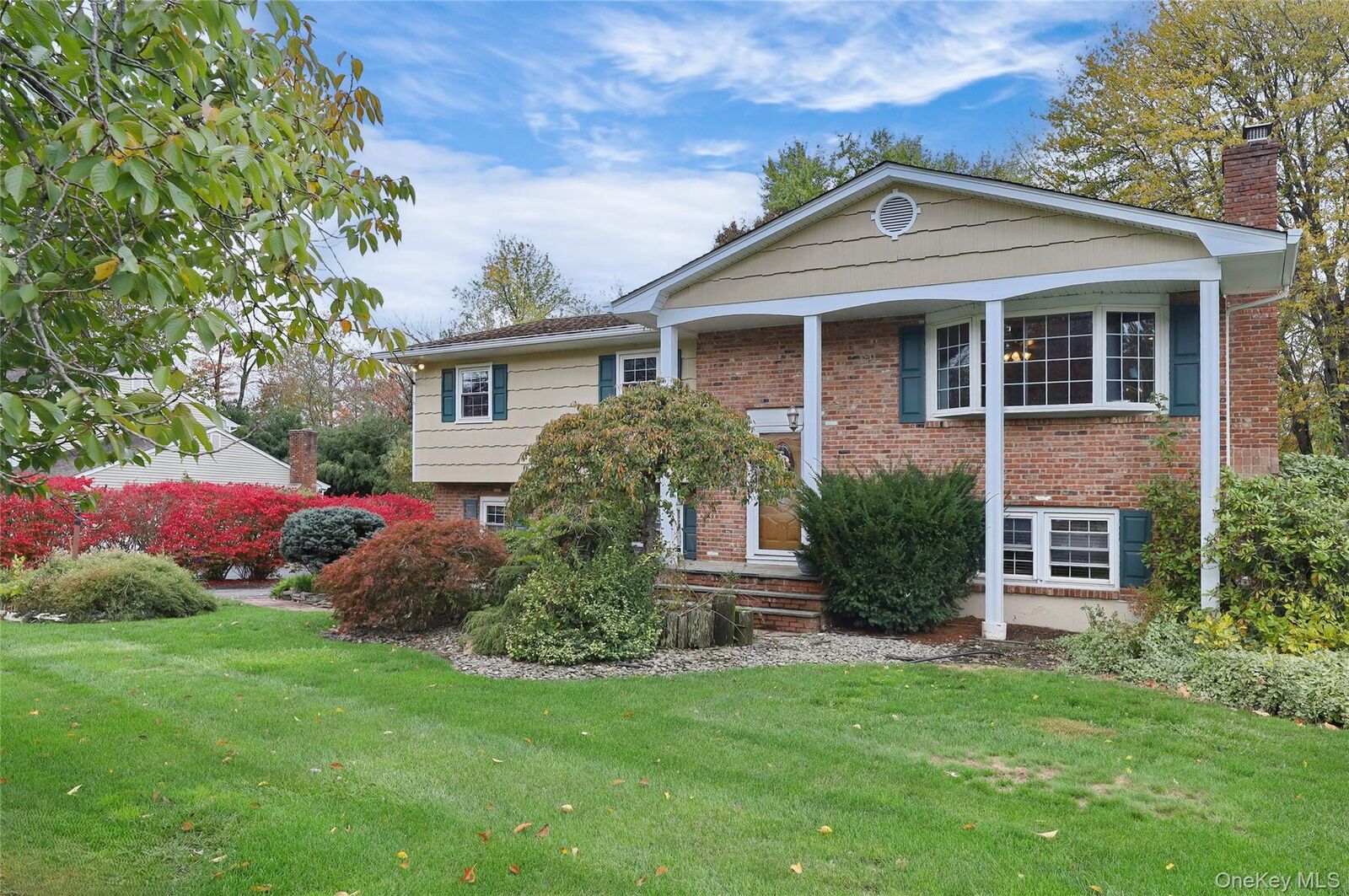 Property Photo:  12 Lilac Court  NY 10954 