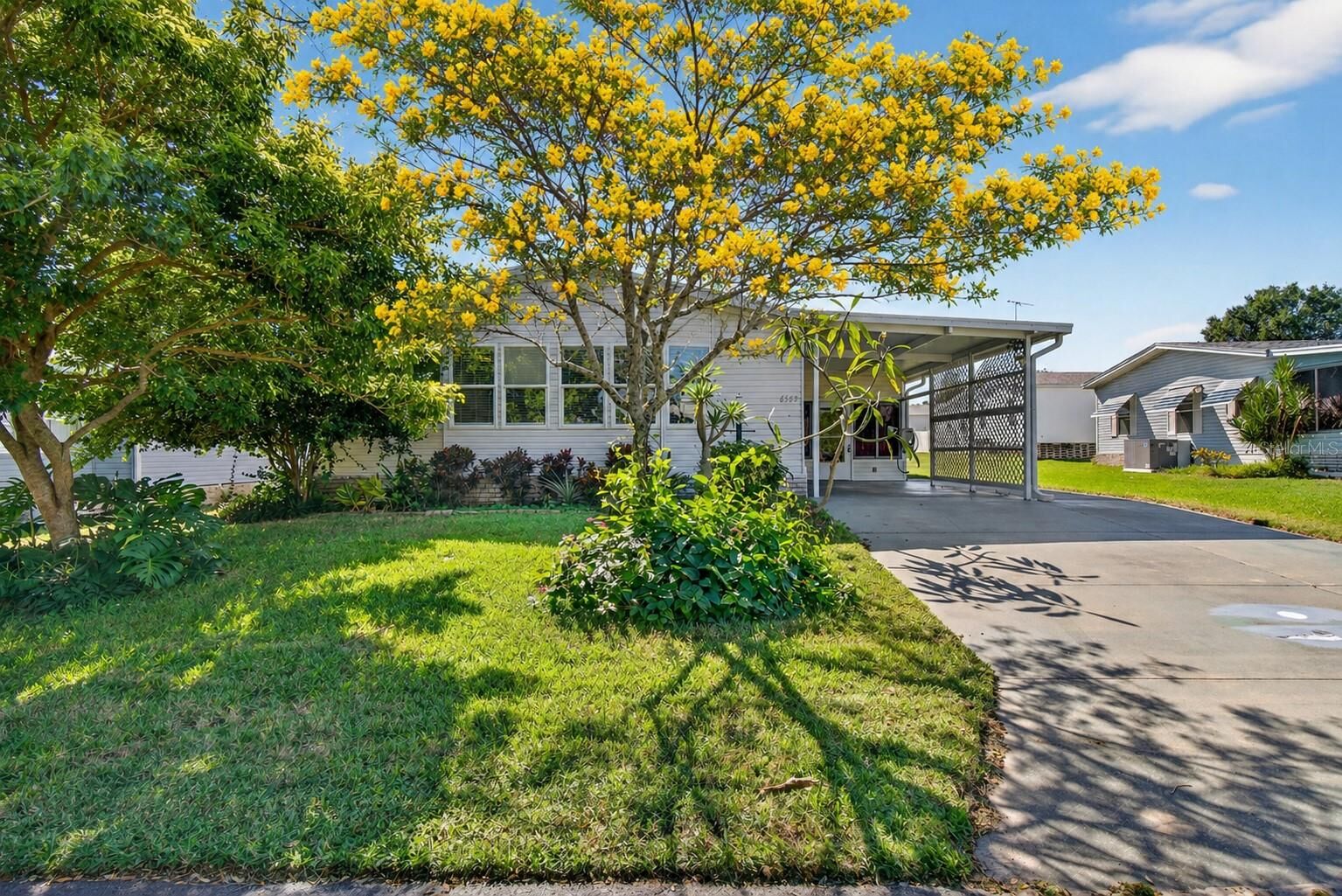 Property Photo:  6502 Oak Hammock Lane  FL 33884 