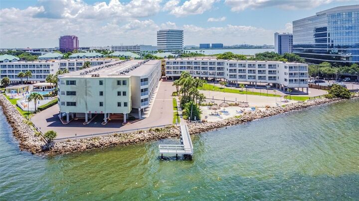 Property Photo:  2506 N Rocky Point Drive 305  FL 33607 