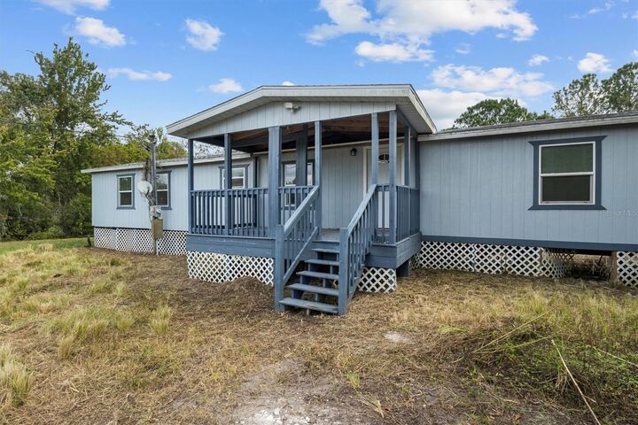 Property Photo: 11441 Ko Drive FL 33809