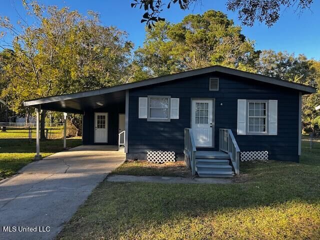 Property Photo: 3513 Sherlawn Drive MS 39563