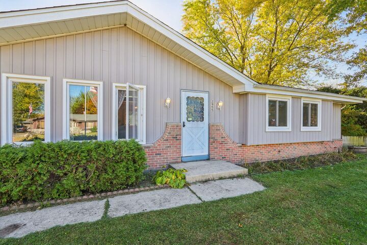 Property Photo: 2955 Blue Jay Ct WI 53402