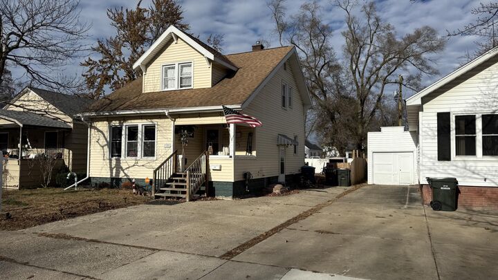 Property Photo:  1246 Emerson Avenue  MI 49442 