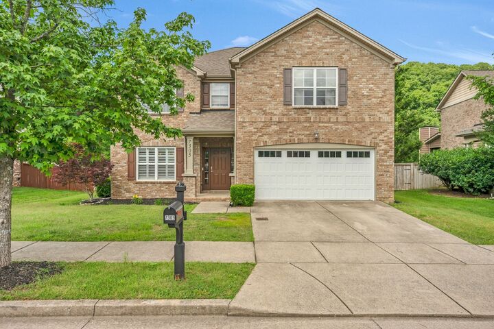 Property Photo: 7305 Riverfront Dr TN 37221