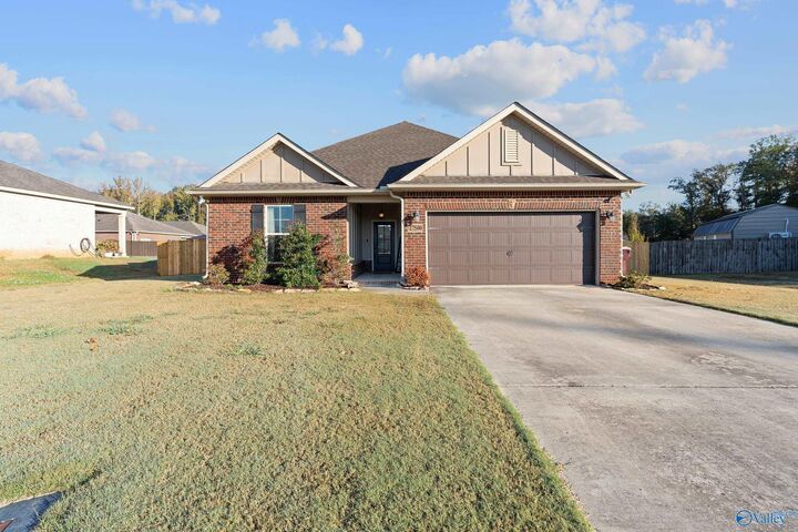 27500 Dieken Drive  Athens AL 35613 photo