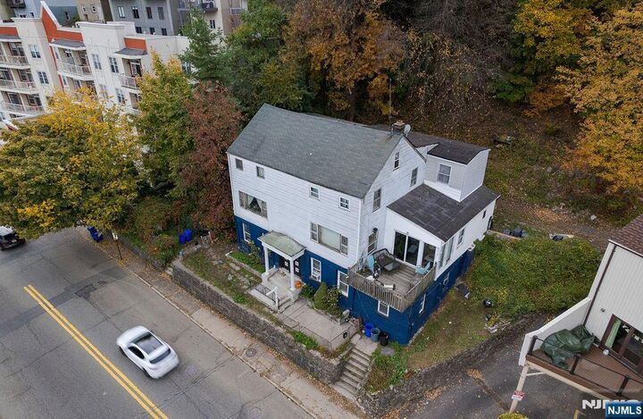 Property Photo:  1106-1108 River Road  NJ 07070 