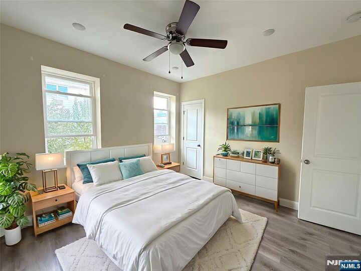 Property Photo:  242 Westminster Place 1  NJ 07644