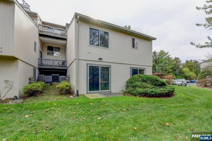 Property Photo: 2 Meyer Court 1602 NJ 07052