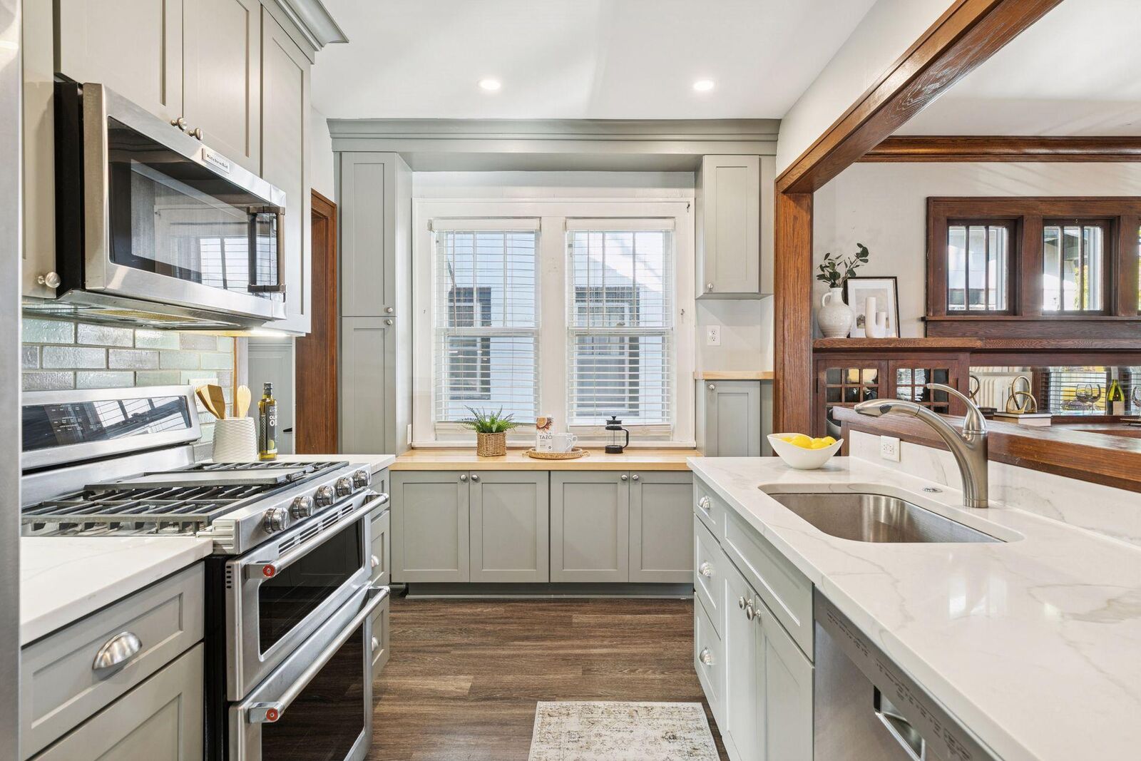 Property Photo: 1717 Berkeley Avenue MN 55105