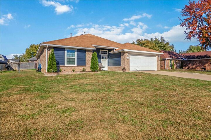 606 Knight Avenue  Lowell AR 72745 photo