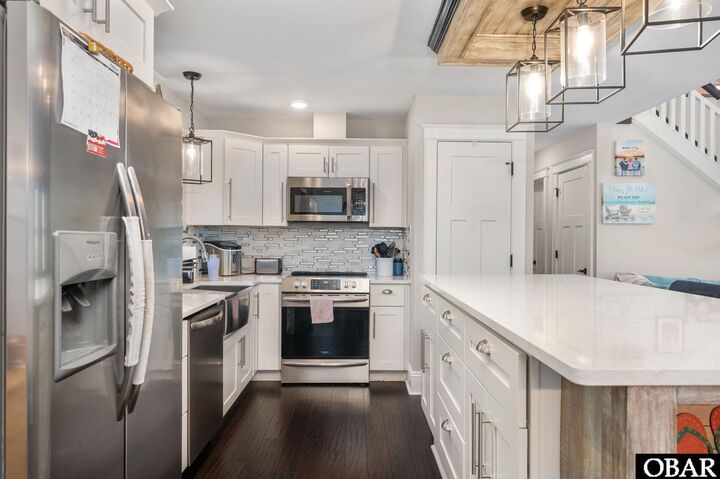 Property Photo:  803 Sixth Avenue  NC 27948 