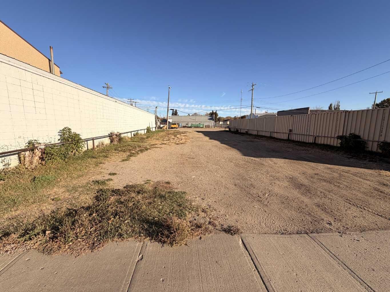 Photo de la propriété:  4904 50 Avenue  AB T0B 3S0