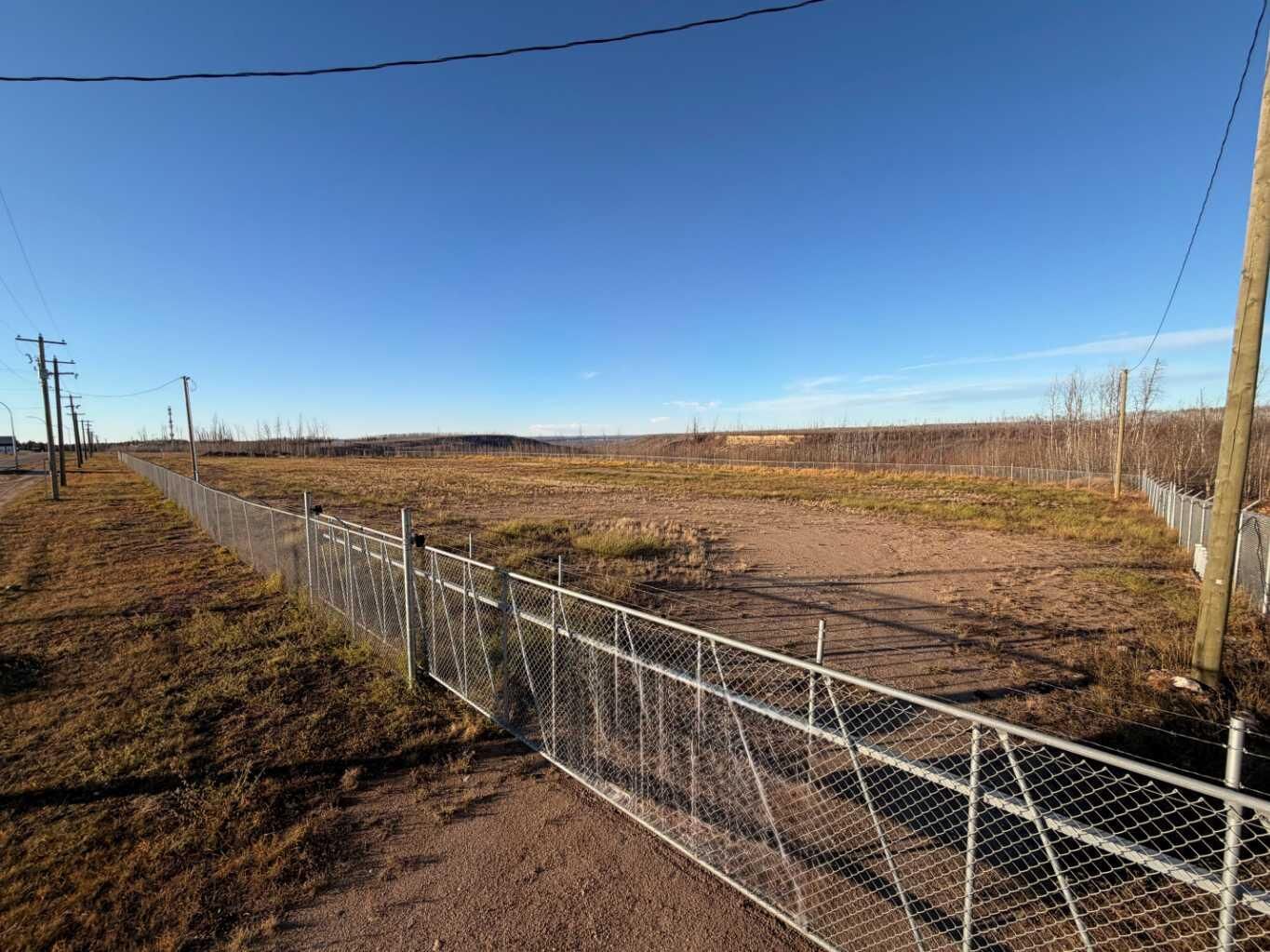 Property Photo: 520 Snow Eagle Drive AB T9H 0H8