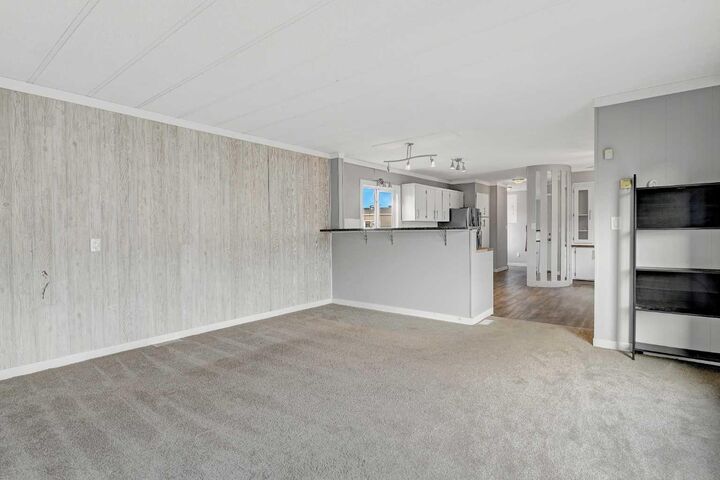 Photo de la propriété: 10615 88 Street 136 AB T8X 1P5