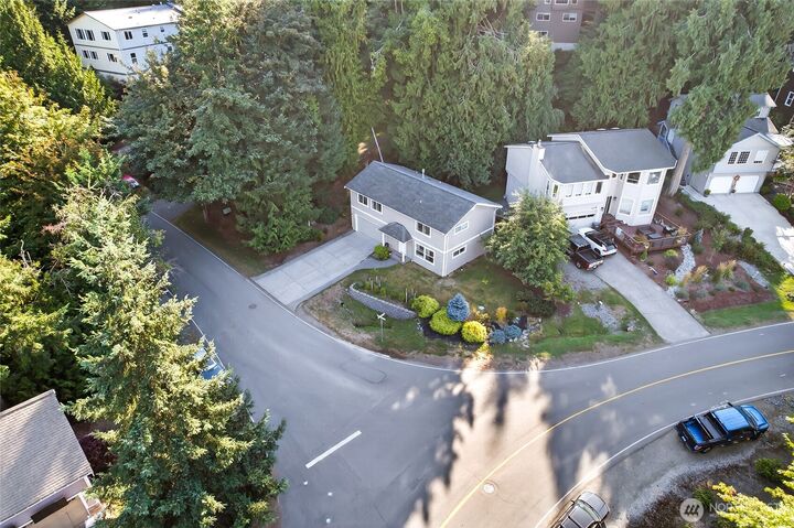 41  Marigold Drive  Bellingham WA 98229 photo