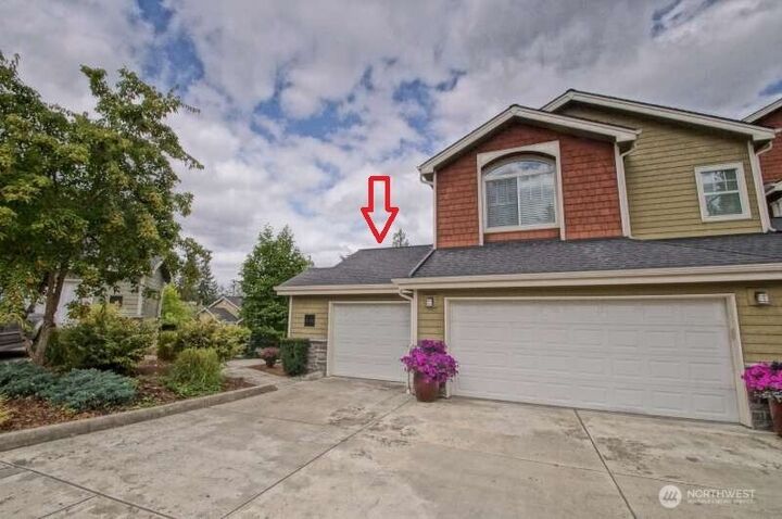 Property Photo: 4315 Issaquah Pine Lake Road SE 1004 WA 98075