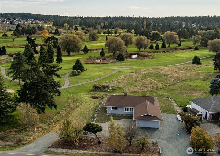 Property Photo:  2312  Fairway Lane  WA 98277 