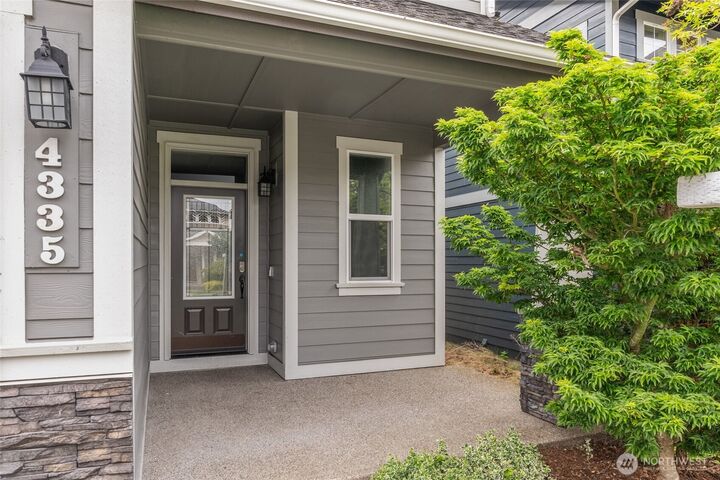 Property Photo:  4335  Dudley Drive NE  WA 98516 