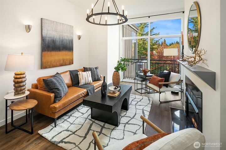 Property Photo:  521  7th Avenue 403  WA 98033 