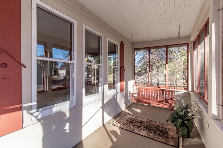 Property Photo:  406 W Fulton Street  WI 54981-1424 