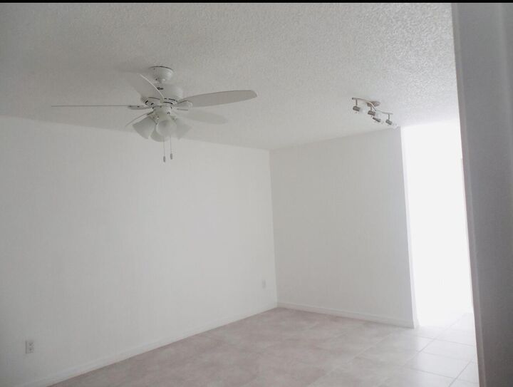 Property Photo: 614 SW Jeanne Street FL 34953