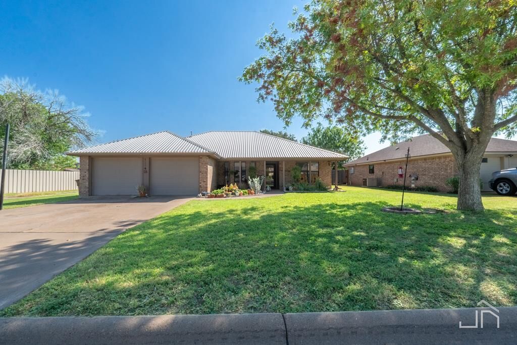 Property Photo:  1224 Gregory Dr  TX 76905 