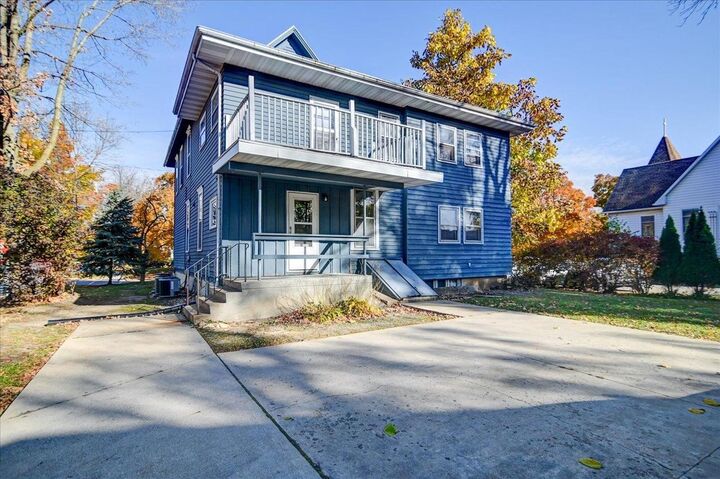 Property Photo:  1133-1135 Vilas Avenue  WI 53715 