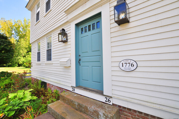 Property Photo:  26 Stinson Place  CT 06095 