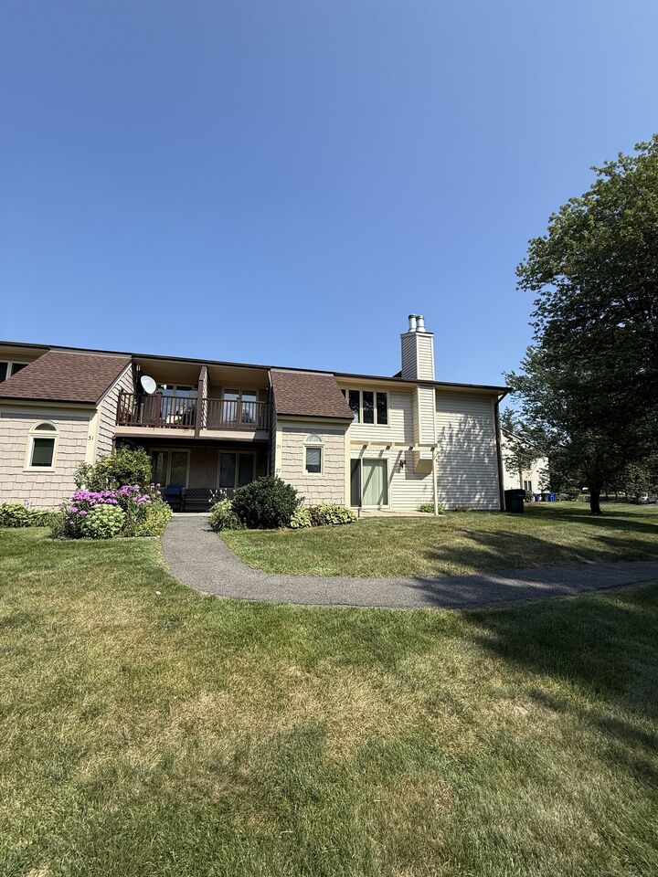 25 Little Oak Lane 25  Rocky Hill CT 06067 photo