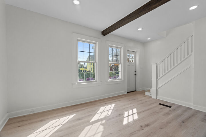 Property Photo:  190 West Main Street  CT 06460 