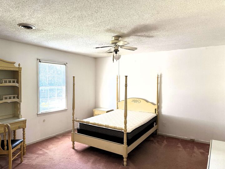 Property Photo:  210 Trailwood Drive  SC 29301 