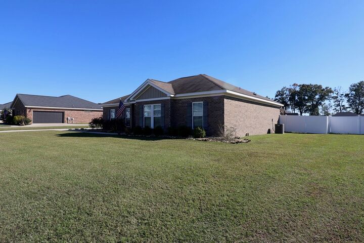 Property Photo:  299 Firefly  AL 36301 