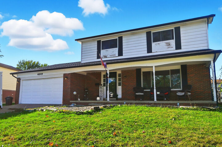 Property Photo: 4849 Heatherton Drive OH 43229