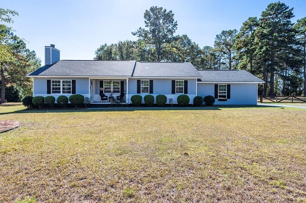 Property Photo: 4506 Chateau Drive GA 31721