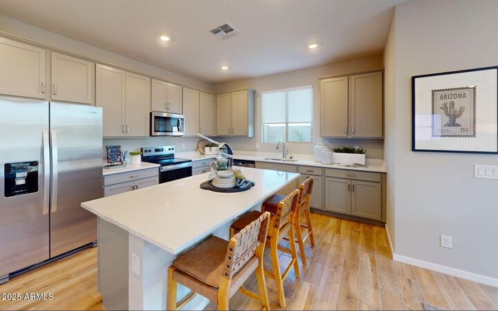 Property Photo:  455 W Fremont Pass  AZ 85120 