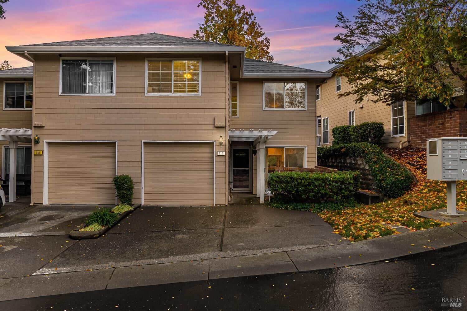 Property Photo: 212 Pebblecreek Court CA 94553