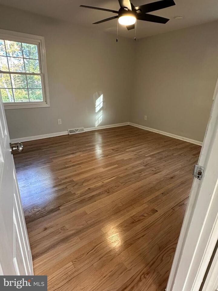 Property Photo:  44075 Louisdale Road  MD 20619 