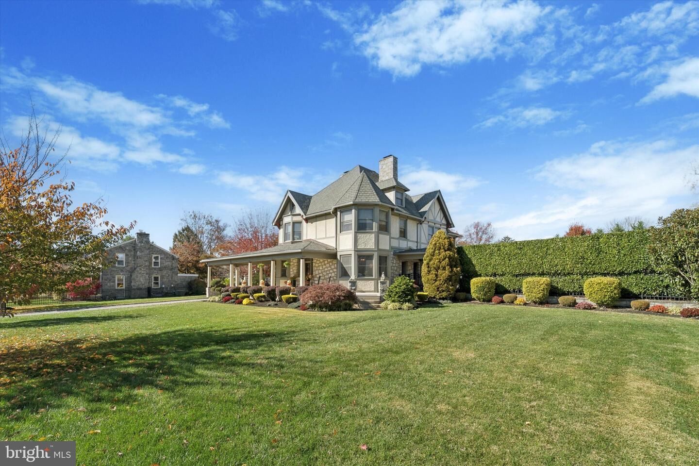 Property Photo:  204 E Manoa Road  PA 19083 