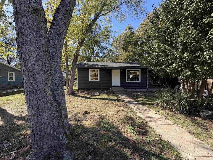 Property Photo:  84 Lancaster  AR 72209 