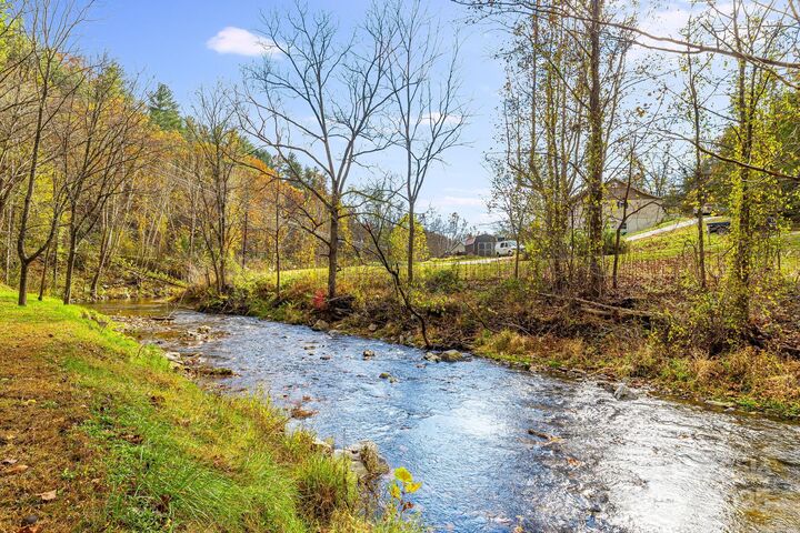 Property Photo:  2896 Old Mars Hill Highway  NC 28787 