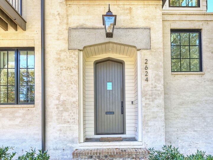 Property Photo:  2624 Providence Road  NC 28211 