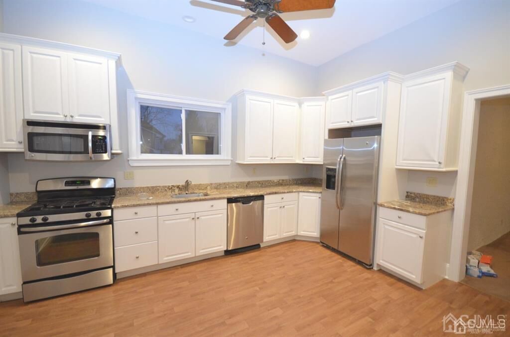 Property Photo: 405 N Washington Avenue 9 NJ 08812