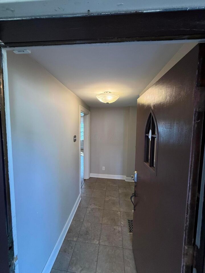 Property Photo:  2629 E Broad Street  OH 43209 