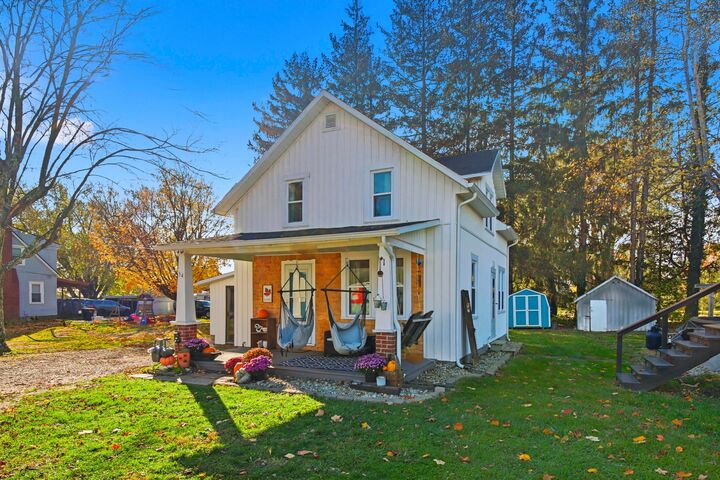 Property Photo:  54 Priest NE Lane  OH 43055 